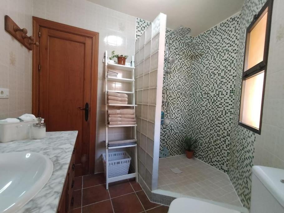 Вилла Vivienda Acogedora Con Piscina Арройо-де-ла-Мьель Экстерьер фото